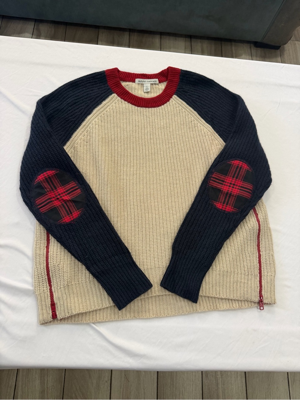 Autumn Cashmere Cream Crewneck with Navy Sleeves and Red Accents